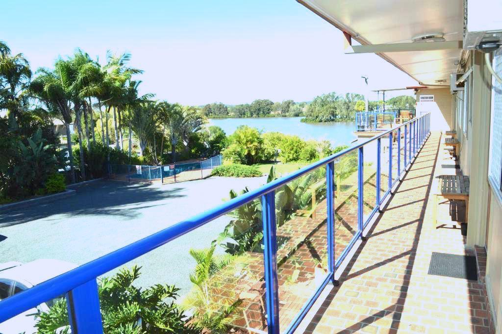 Taree NSW Melbourne 4u