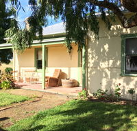 Tarndwarncoort - Farmer's Cottage - Accommodation Melbourne