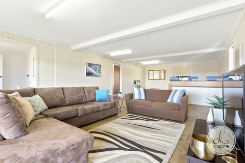 TASSIE SEASIDE SERENITY - L'Abode Accommodation - Accommodation Melbourne 3