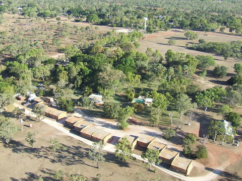 Territory Manor Motel & Caravan Park - Accommodation Melbourne 1
