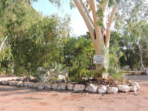 Territory Manor Motel & Caravan Park - Accommodation Melbourne 2