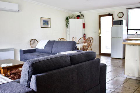 The Apartment - Moyston - Accommodation Melbourne 0