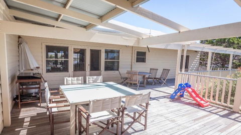 The Banksia - 3 Banksia Court, Normanville - Accommodation Melbourne 3