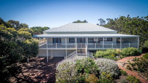 The Banksia - 3 Banksia Court, Normanville - Accommodation Melbourne 0