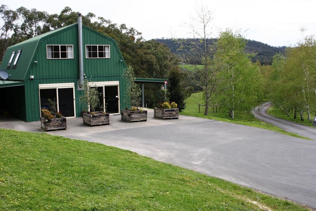 Castella VIC Accommodation Melbourne