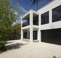Pearl Hawley Beach - Accommodation Melbourne