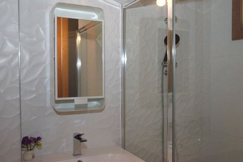 The Hobart Entrance - Accommodation Melbourne 29