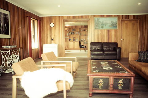 The Hobart Entrance - Accommodation Melbourne 17