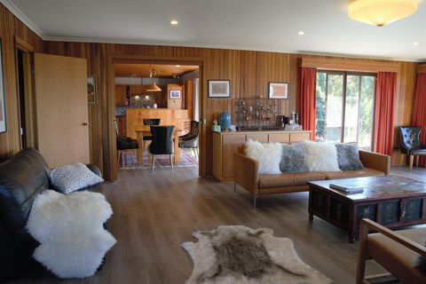 The Hobart Entrance - Accommodation Melbourne 10