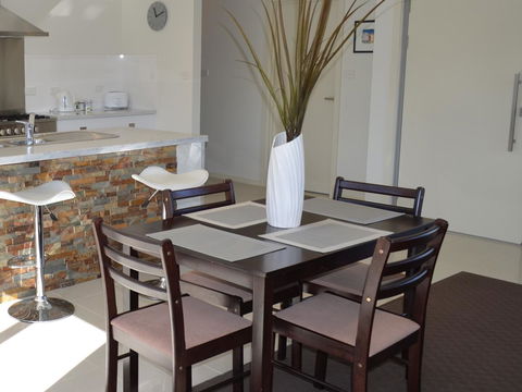 170 Hazards View - Unit 1 - Accommodation Melbourne 5