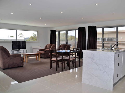 170 Hazards View - Unit 1 - Accommodation Melbourne 2