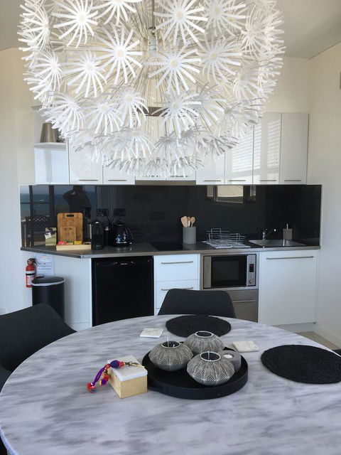 Saltwater - Absolute Oceanfront, Hot Tubs, Sauna, Fire Pits - Accommodation Melbourne 16