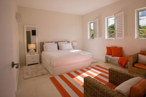 Saltwater - Absolute Oceanfront, Hot Tubs, Sauna, Fire Pits - Accommodation Melbourne 44