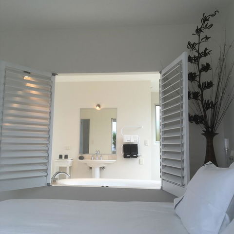 Saltwater - Absolute Oceanfront, Hot Tubs, Sauna, Fire Pits - Accommodation Melbourne 31