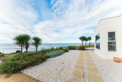 Saltwater - Absolute Oceanfront, Hot Tubs, Sauna, Fire Pits - Accommodation Melbourne 22