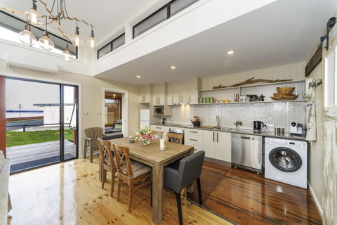 Coastal Pods Wynyard - Accommodation Melbourne 13