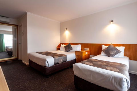 Beachfront Bicheno - Accommodation Melbourne 11