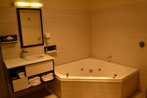 Lufra Hotel And Apartments - Accommodation Melbourne 13