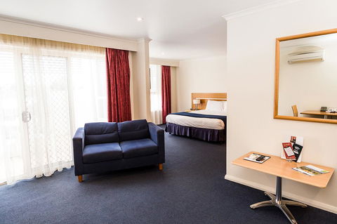 Edgewater Hotel - Accommodation Melbourne 26
