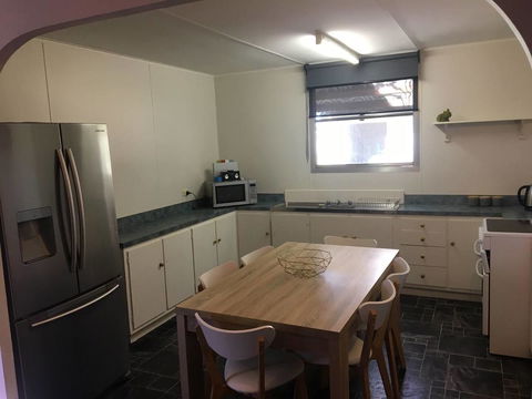Harvey House - Accommodation Melbourne 8
