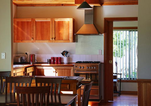 Hazards Beach House - Accommodation Melbourne 5