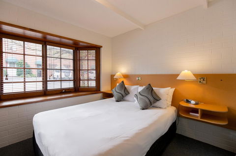Bay Hotel Apartments - Accommodation Melbourne 1