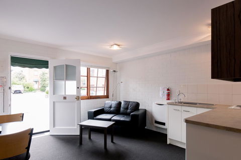 Bay Hotel Apartments - Accommodation Melbourne 24
