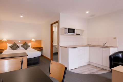Bay Hotel Apartments - Accommodation Melbourne 17