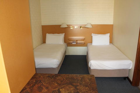 Bay Hotel Apartments - Accommodation Melbourne 30