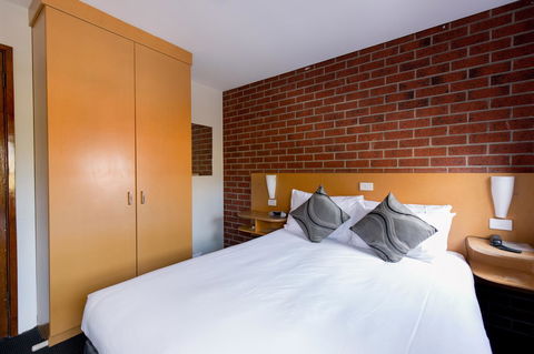 Bay Hotel Apartments - Accommodation Melbourne 6