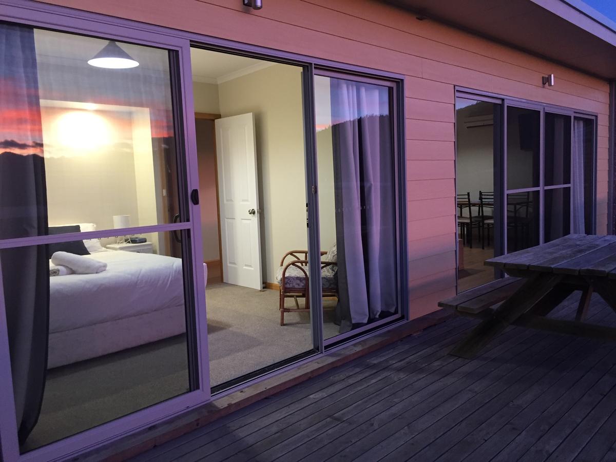 Four Mile Creek TAS Accommodation Melbourne