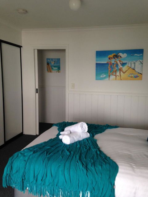 KINGFISHER COTTAGE Beachfront At The Binalong Bay - Accommodation Melbourne 25