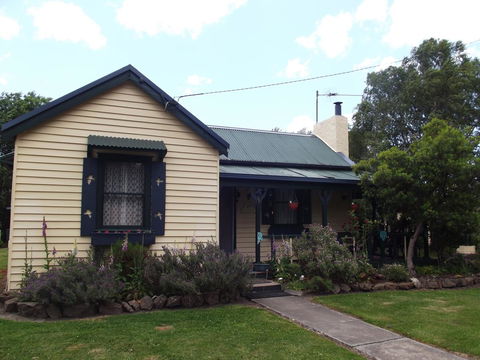 Blue Wren Riverside Cottage - Accommodation Melbourne 8