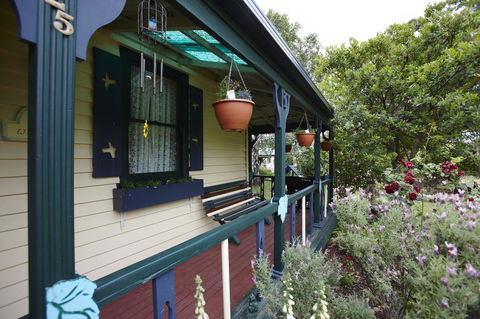 Blue Wren Riverside Cottage - Accommodation Melbourne 9