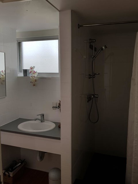 Beach Hut Scamander - Accommodation Melbourne 11