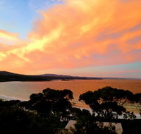 DOLPHIN LOOKOUT COTTAGE - amazing views of the Bay of Fires - Accommodation Melbourne