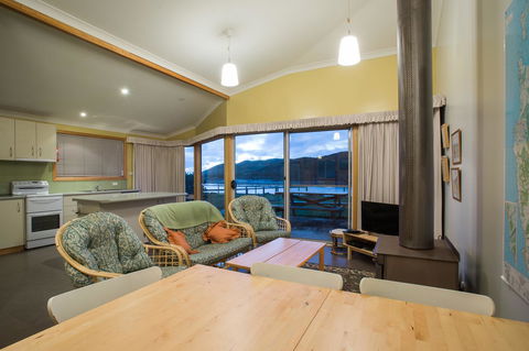 Arthur Riverfront And Sea Lodge Downstream - Accommodation Melbourne 0