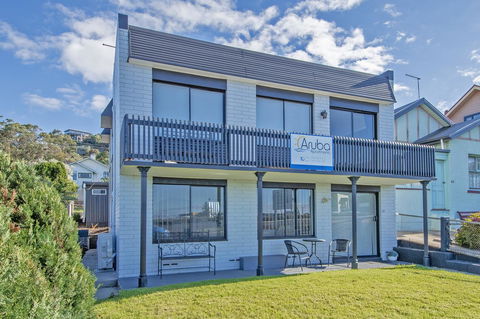 Aruba Apartments - Melbourne 4u 1