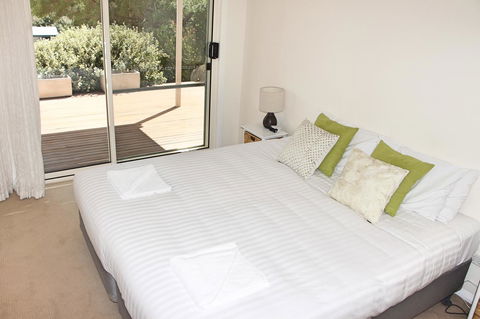 Seaview Apartment - Accommodation Melbourne 5