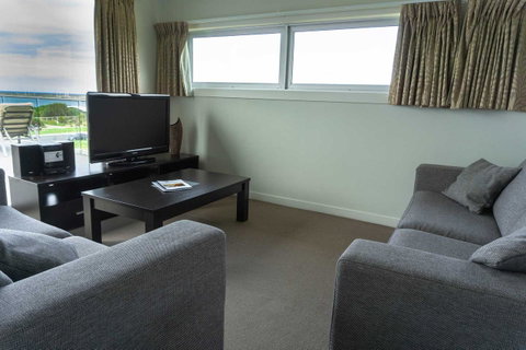 The Apollo - Accommodation Melbourne 7