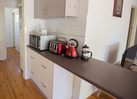 Flora Hill Creek Views - Melbourne 4u 12