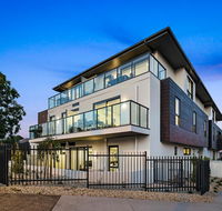 Manhattan Apartments - Notting Hill - Accommodation Melbourne
