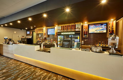 Mornington Hotel - Accommodation Melbourne 8