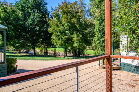 Bright Riverside Holiday Park - Accommodation Melbourne 38