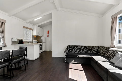 Bright Riverside Holiday Park - Accommodation Melbourne 6