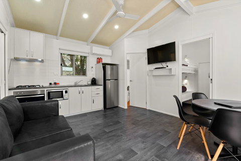 Bright Riverside Holiday Park - Accommodation Melbourne 37