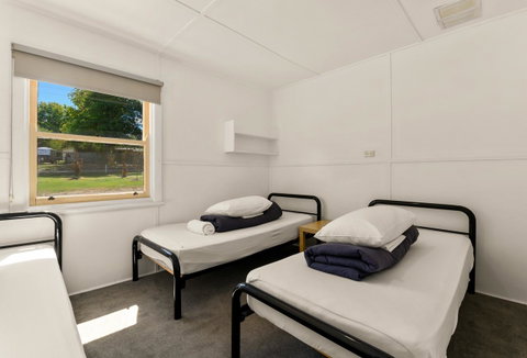 Bright Riverside Holiday Park - Accommodation Melbourne 1