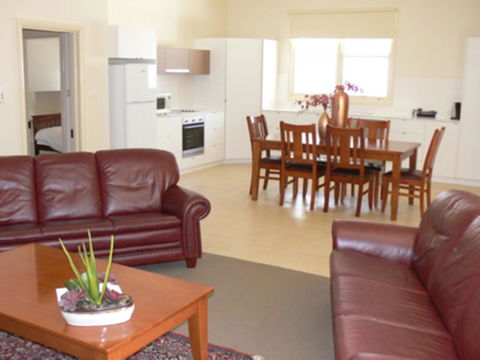 The Victoria Apartments - Accommodation Melbourne 25