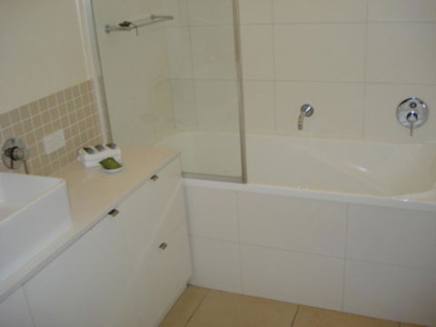 The Victoria Apartments - Accommodation Melbourne 26