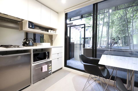 Mono Apartments On Franklin Street - Accommodation Melbourne 26
